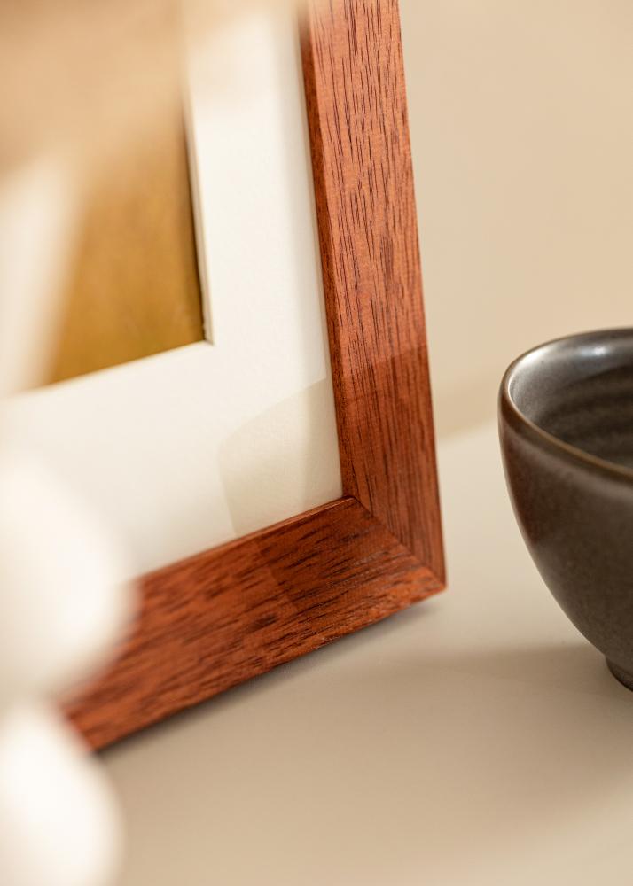 Rám Juno Třešeň 28x35 cm - Pasparty Bílý 20x25 cm