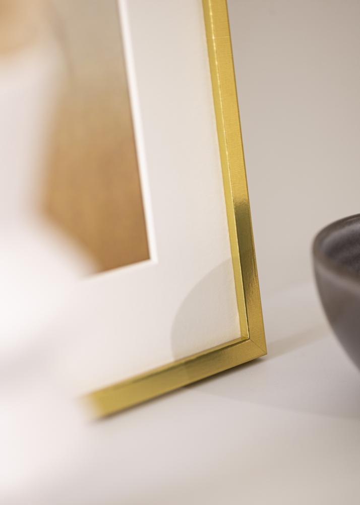 Rám na obraz Zlatá úzký 59,4 x 84,1 cm (A1)