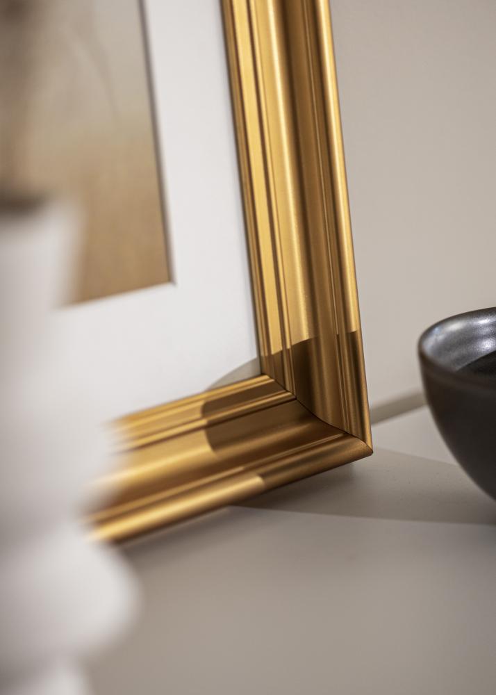 Rám Mora Premium Zlatá 28x35 cm