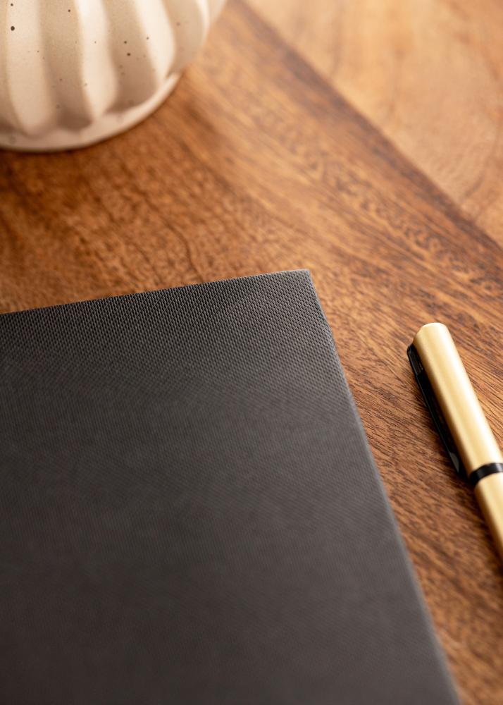 Wiro Album Cerná - 30x30 cm (100 Cerná Strany / 50 listů)