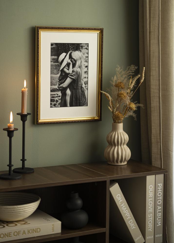 Pasparta Bílá Cerný stred 10x15 cm (4,5x6,5 cm)