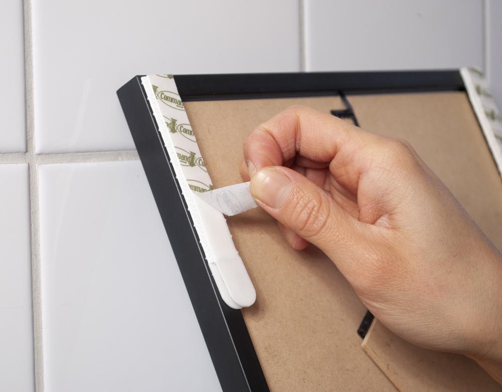 3M Command Narrow Vešák na obraz Bílá - 5 kg