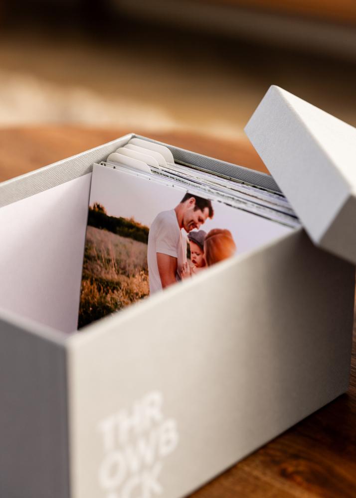 KAILA THROWBACK Fotorámeček (700 fotografií ve formátu 10x15 cm) - Šedá