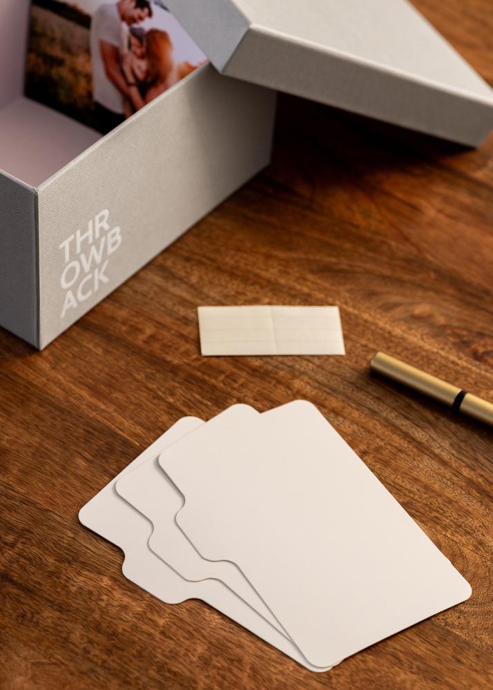 KAILA THROWBACK Fotorámeček (700 fotografií ve formátu 10x15 cm) - Šedá