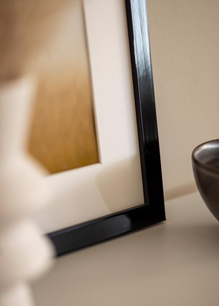 Rám Uppsala Cerná Vysoký lesk - Volitelná velikost