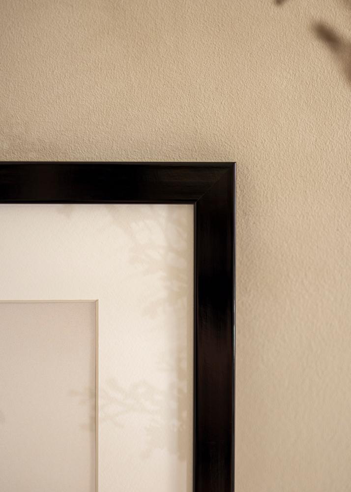 Rám Uppsala Cerná Vysoký lesk - Volitelná velikost