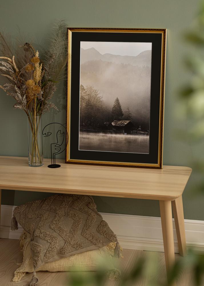 Rám Abisko Zlatá 30x40 cm - Pasparta Cerná 18x27 cm